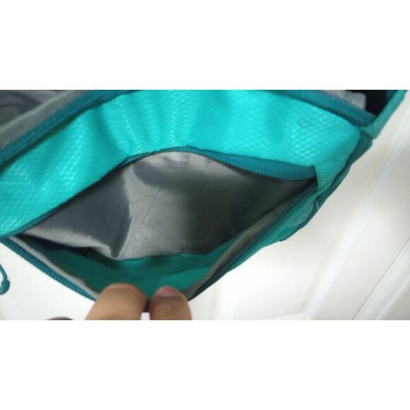 Outdoor Products Marilyn Waist Pack Crossbody Fanny Bag Teal Green - Picture 5 of 8